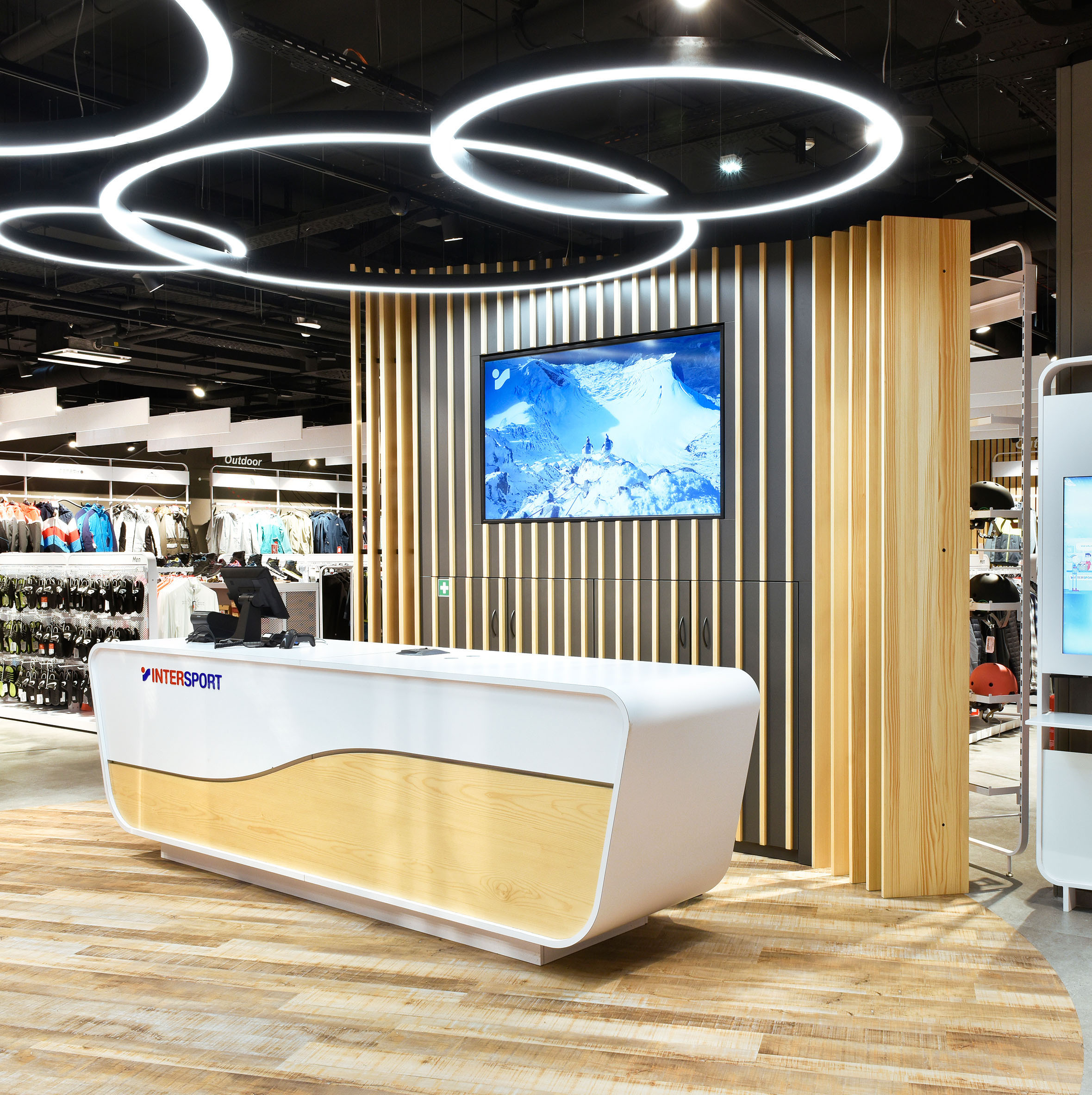 Intersport Wawrok Nette+Hartmann Shop Design Hamburg Stores Trend Cash Desk Wood